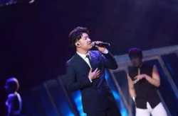 高进演唱会,音乐才子深情演绎，兄弟情谊感动全场