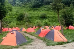 昆明西山区哪条街适合拍照的地方,蓝花楹下的摄影天堂